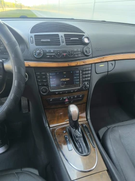 Mercedes-Benz E 320, снимка 7