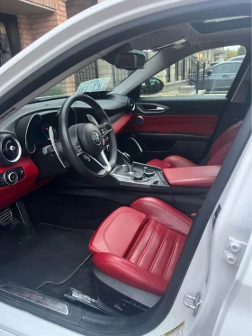 Alfa Romeo Giulia Ti Q4, КРАЙНА ЦЕНА ДО БЪЛГАРИЯ, снимка 3