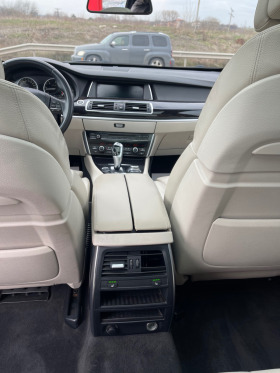 BMW 5 Gran Turismo 530/ТОП/ 3.0 / /Собствен лизинг! 100% Одобрение!, снимка 15 - Автомобили и джипове - 45851863
