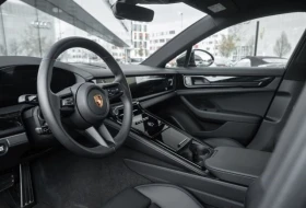     Porsche Panamera Surround-View LED-Matrix/PDK