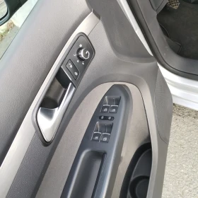 Обява за продажба на VW Touran ~Цена по договаряне - изображение 7