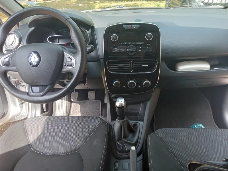 Renault Clio 1.5 DCI, снимка 8 - Автомобили и джипове - 47283028