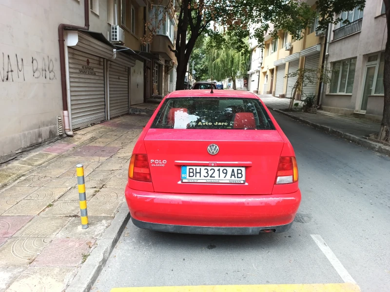 VW Polo 1, 4 седан, снимка 6 - Автомобили и джипове - 47306000