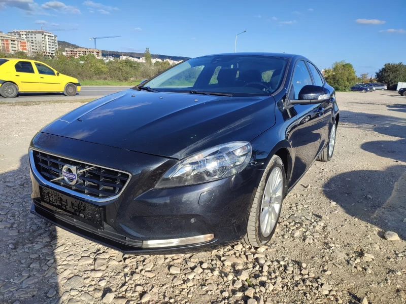 Volvo V40 2.0 D4 automatic , снимка 1 - Автомобили и джипове - 47656386