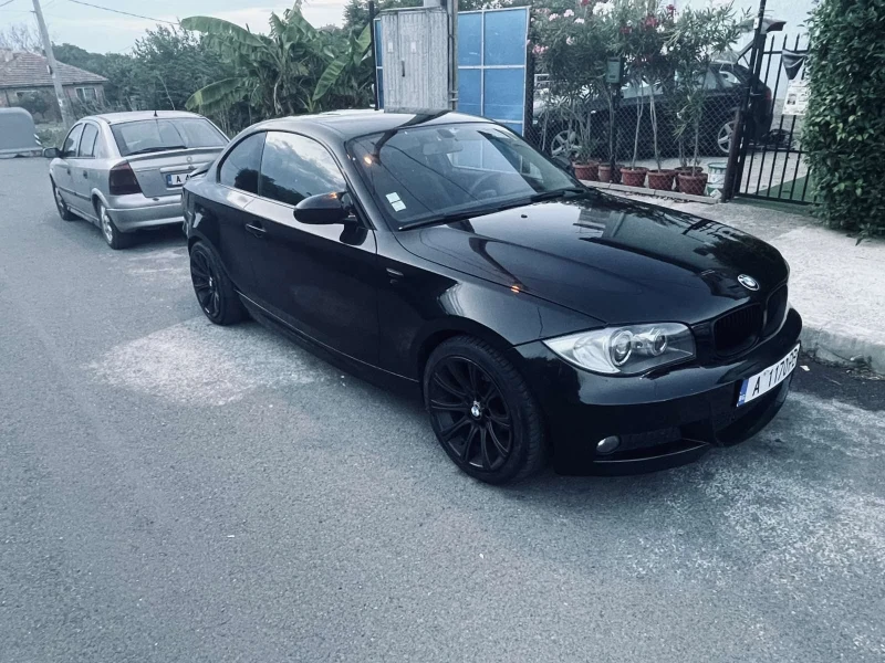 BMW 120, снимка 1 - Автомобили и джипове - 48500596