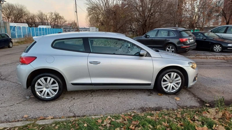 VW Scirocco 1.4 Турбо, снимка 6 - Автомобили и джипове - 48708514