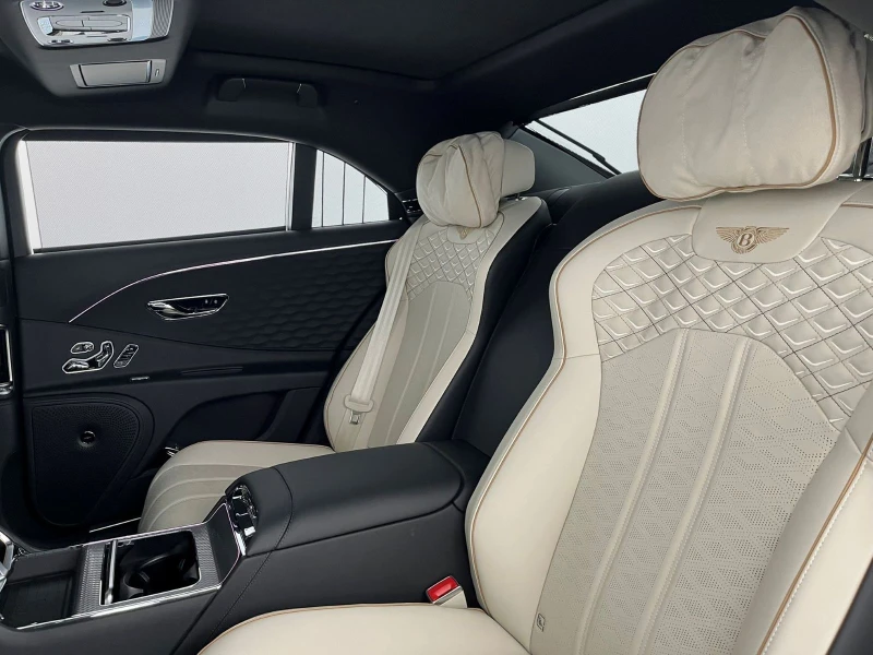 Bentley Flying Spur SPEED V8 HYBRID/MULLINER/NAIM/4-SEATS/TV/PANO/, снимка 11 - Автомобили и джипове - 50684157