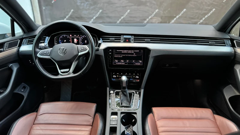 VW Passat * БАРТЕР* ЛИЗИНГ* Exclusive 4motion* , снимка 9 - Автомобили и джипове - 52007530