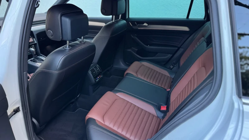 VW Passat * БАРТЕР* ЛИЗИНГ* Exclusive 4motion* , снимка 10 - Автомобили и джипове - 52007530