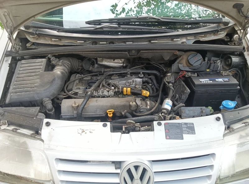 VW Sharan 2.0, снимка 4 - Автомобили и джипове - 52079884