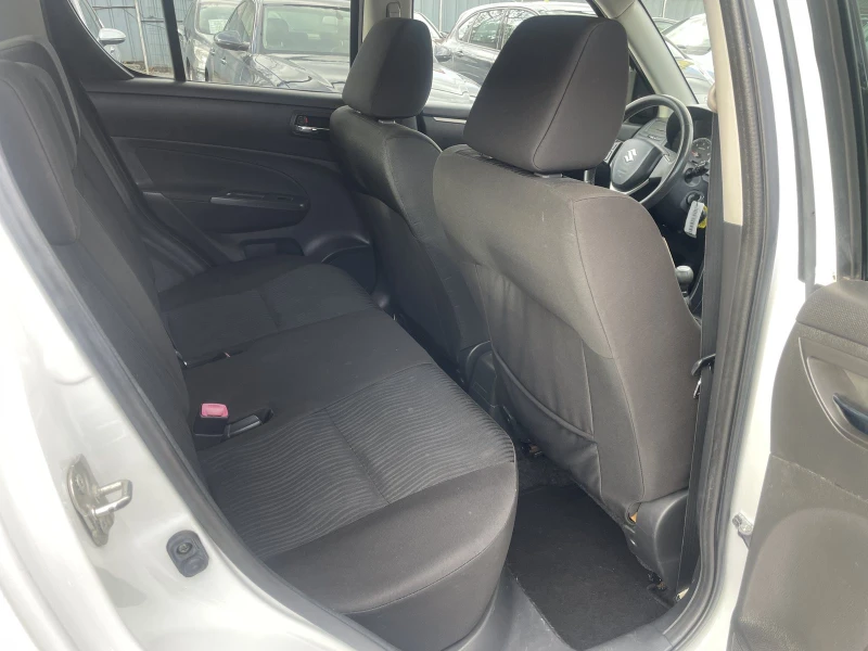 Suzuki Swift 1.3DDIS-ЛИЗИНГ, снимка 13 - Автомобили и джипове - 52181113