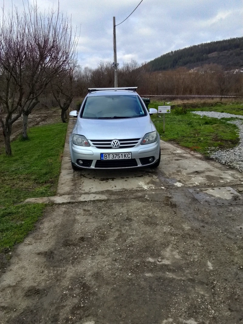 VW Golf Plus 1.6 ГАЗ, снимка 7 - Автомобили и джипове - 52929060