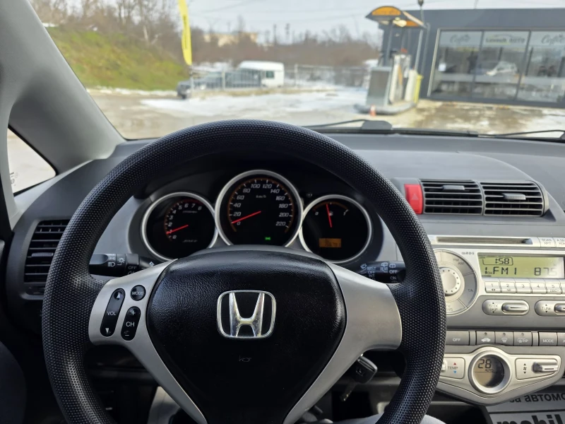 Honda Jazz 1.4 i, снимка 11 - Автомобили и джипове - 53156756