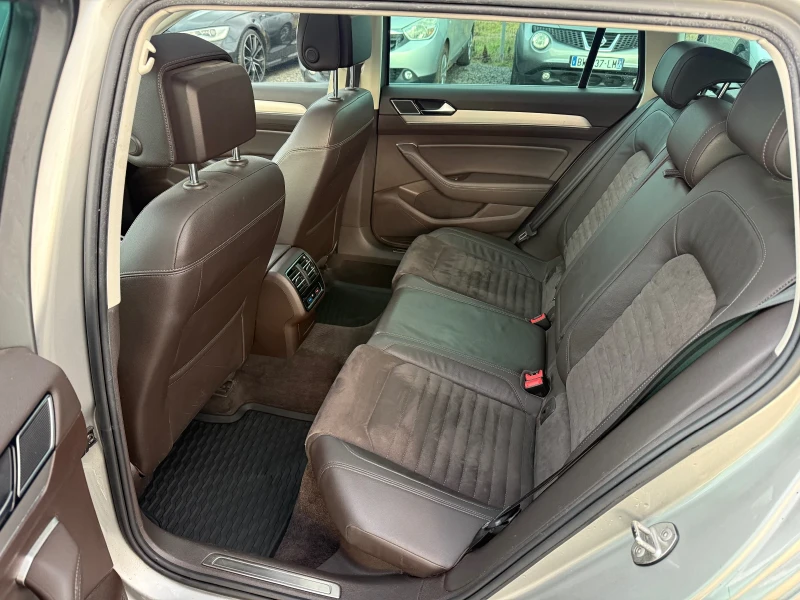VW Passat Highline 2.0TSI (220 кс)DSG-6/360* /Full Led/Масаж, снимка 13 - Автомобили и джипове - 53262988