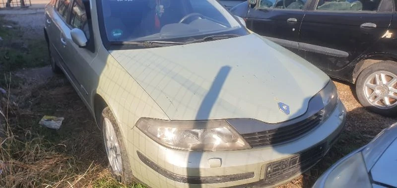 Renault Laguna 1.8 16в на части, снимка 1 - Автомобили и джипове - 31931370