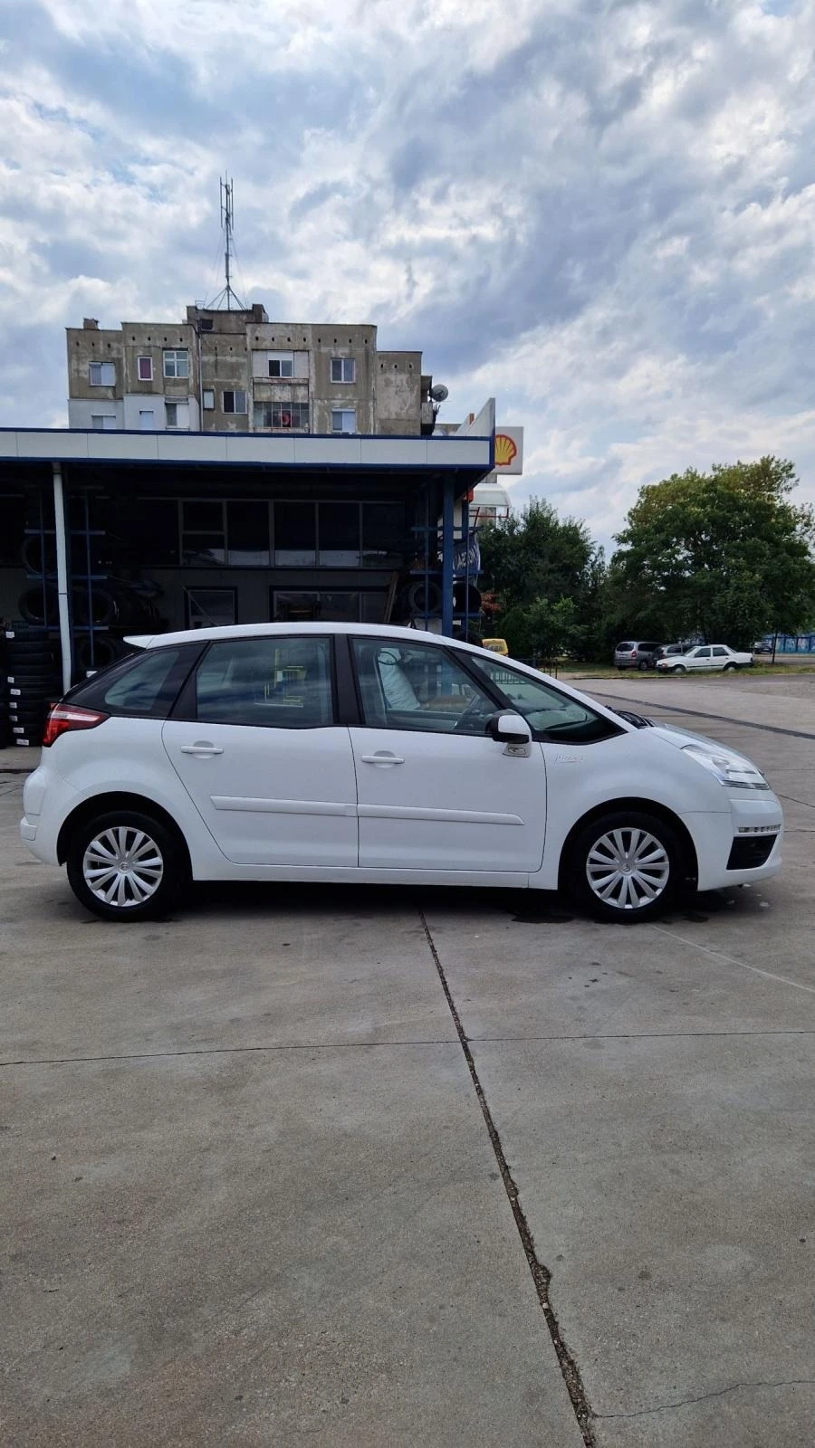 Citroen C4 Picasso 1.6 - изображение 4