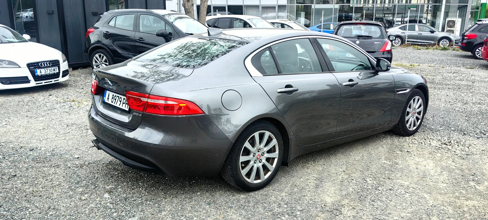 Jaguar XE 2.0 d automat  - изображение 5