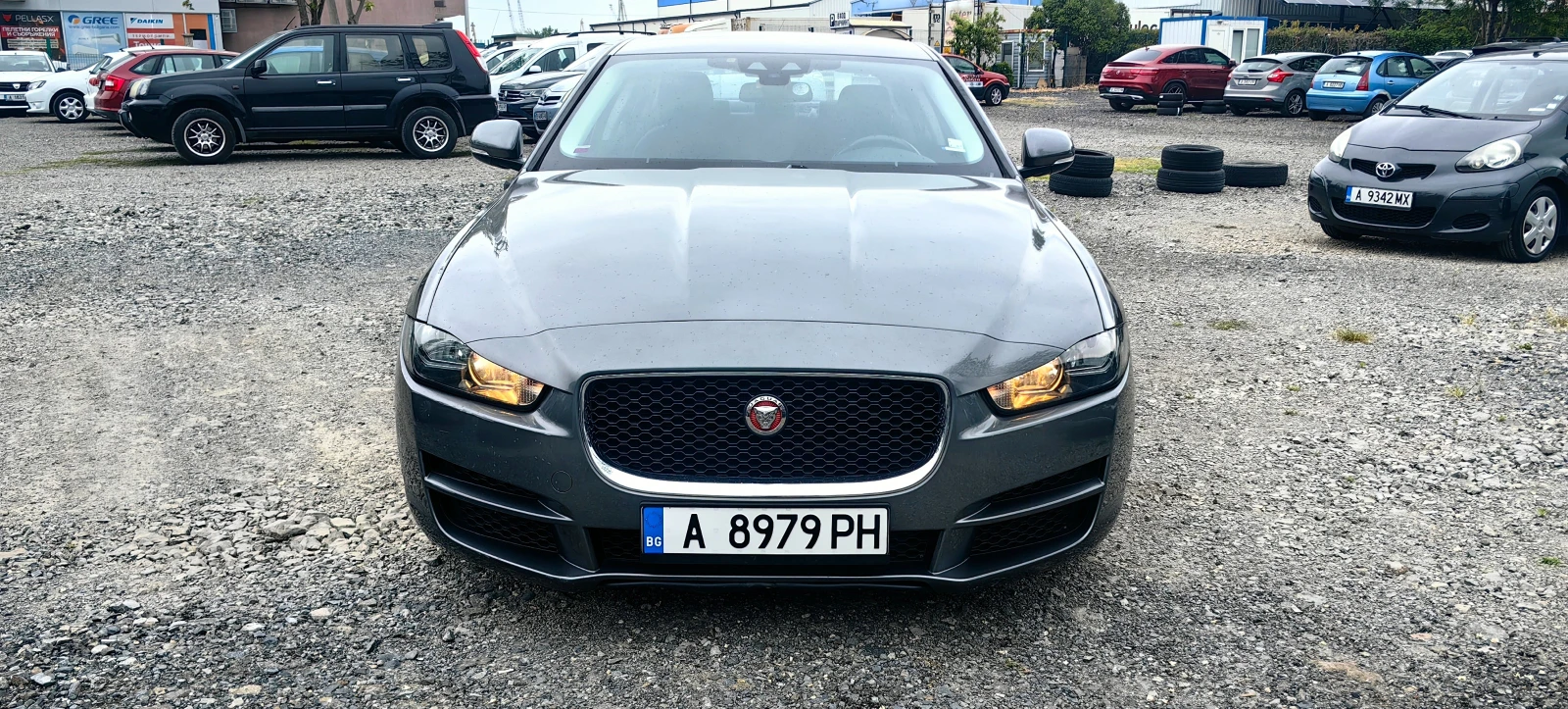 Jaguar XE 2.0 d automat  - изображение 3