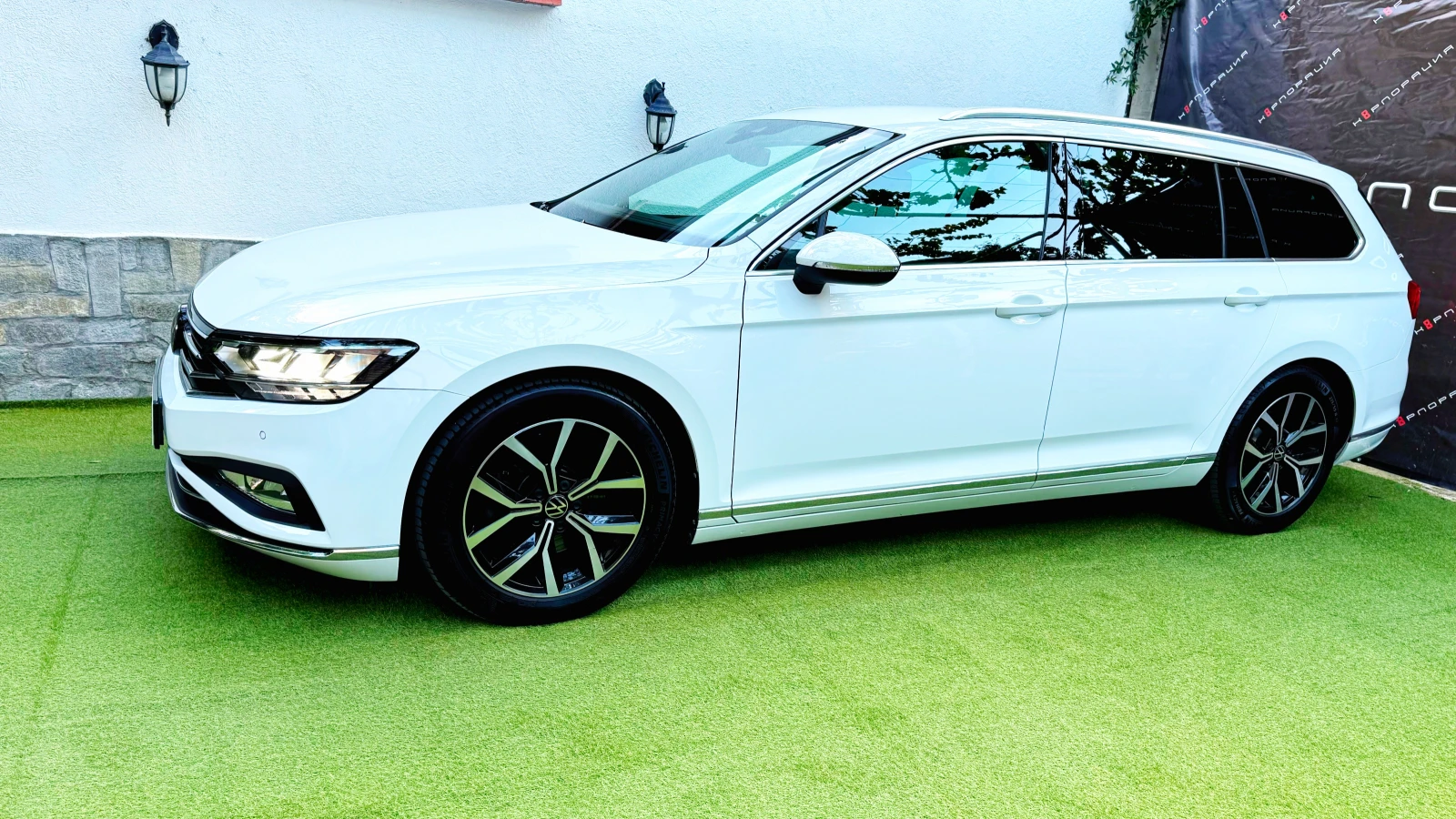 VW Passat НОВ* Elegance Exclusive 4motion* Digital Cockpit*  - изображение 3