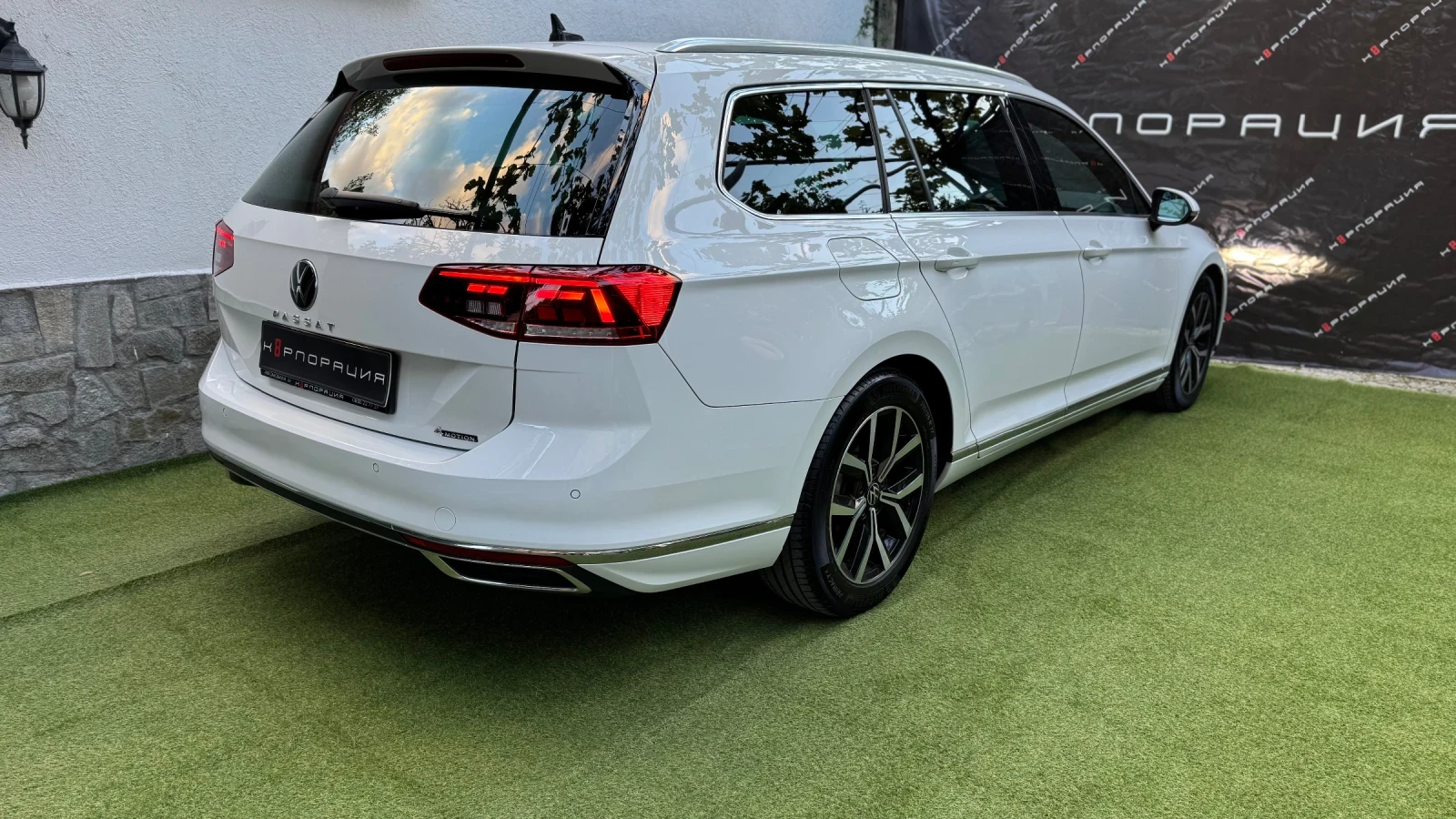 VW Passat * Elegance Exclusive 4motion* Digital Cockpit*  - изображение 5