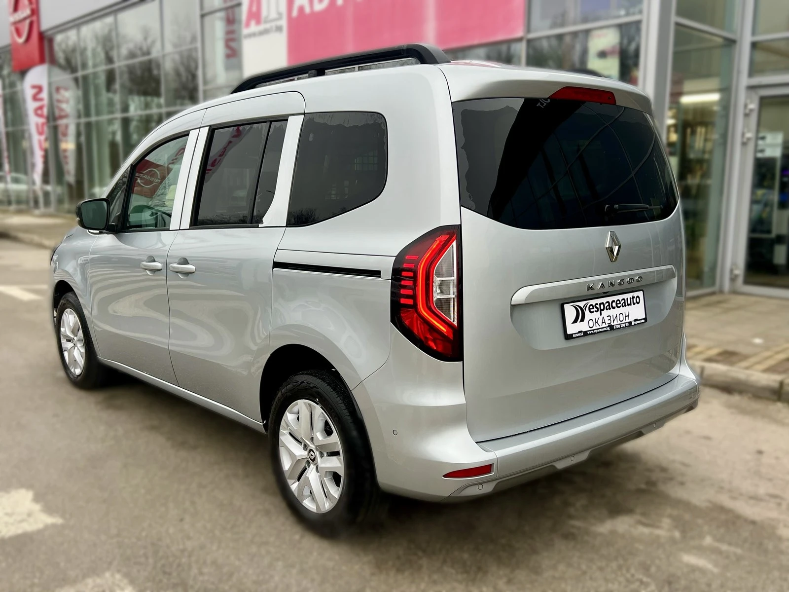 Renault Kangoo 1.3 TCe / 130 к.с. / EDC / N1 ( 4+ 1 места ) - изображение 4
