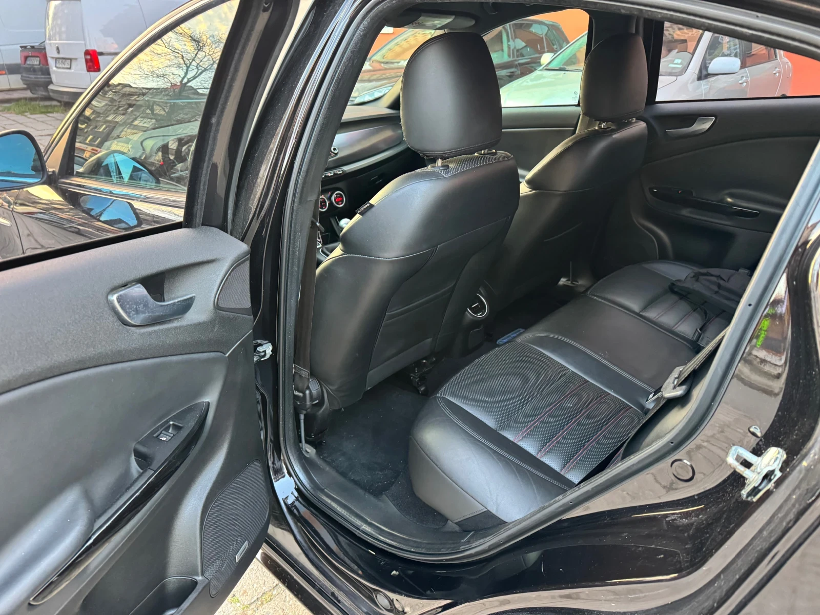 Alfa Romeo Giulietta 1.4tb | Mobile.bg � ����������� 12