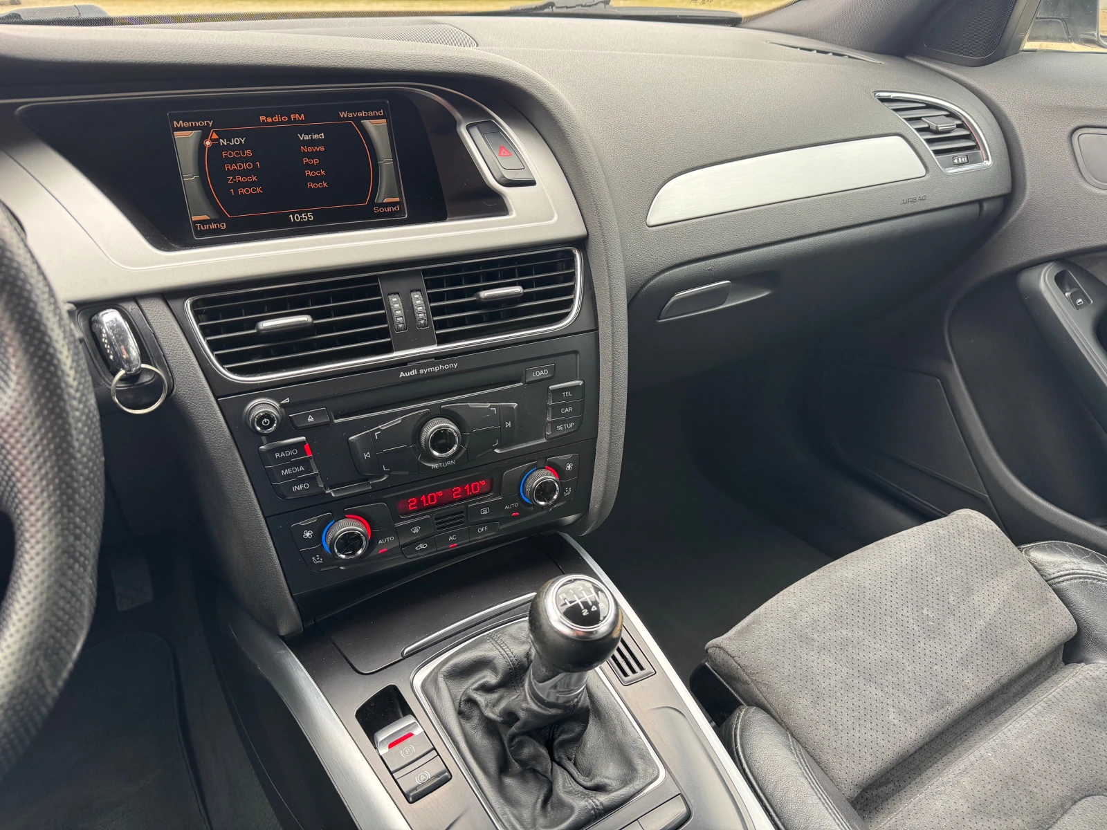 Audi A4 Avant S line , снимка 14 - Автомобили и джипове - 53914688