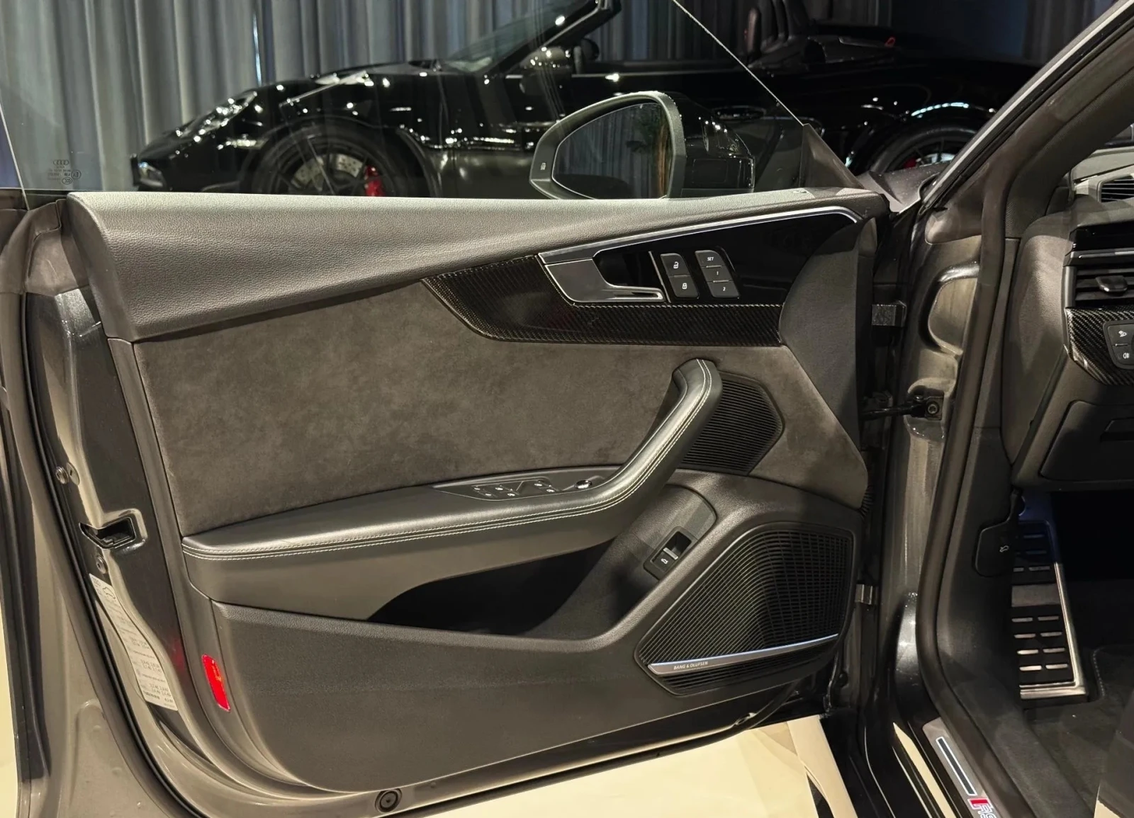 Audi Rs5 Sportback 2.9 TFSI V6 Quattro, снимка 10 - Автомобили и джипове - 54066045