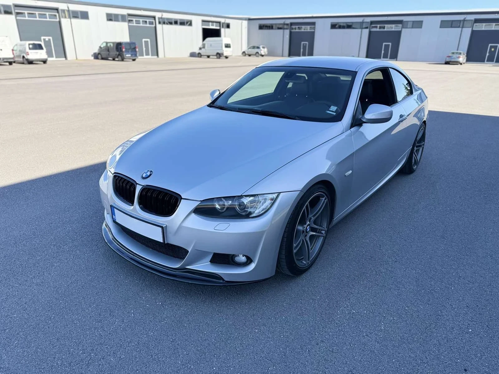 BMW 330 d M57 / M Pack / CiC / Напълно Обслужена