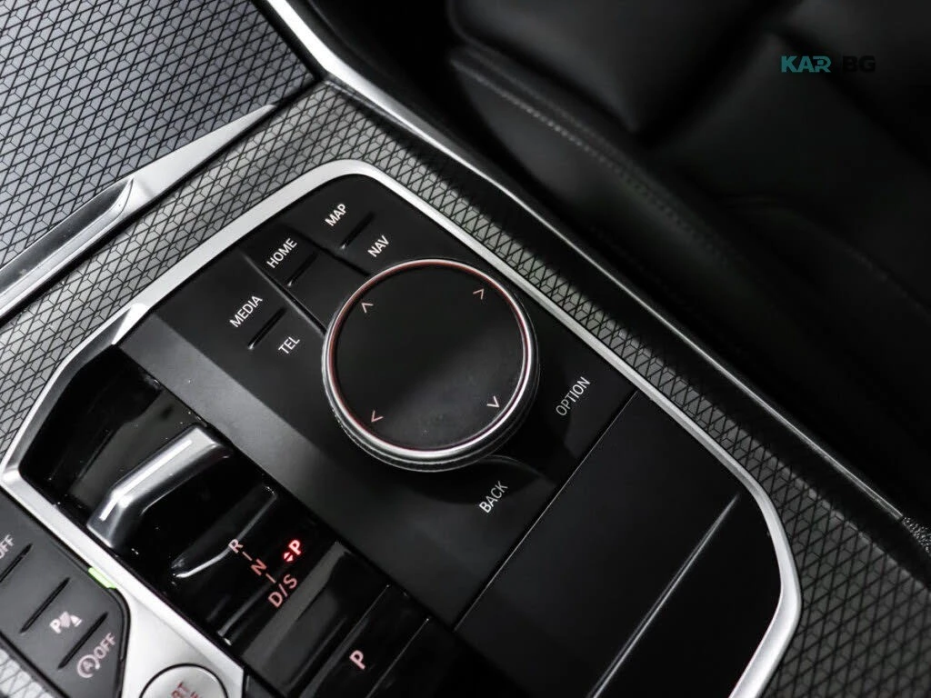 BMW 330 xDrive * Pano * АвтоКредит * (ЦЕНА ДО БГ), снимка 8 - Автомобили и джипове - 55104574