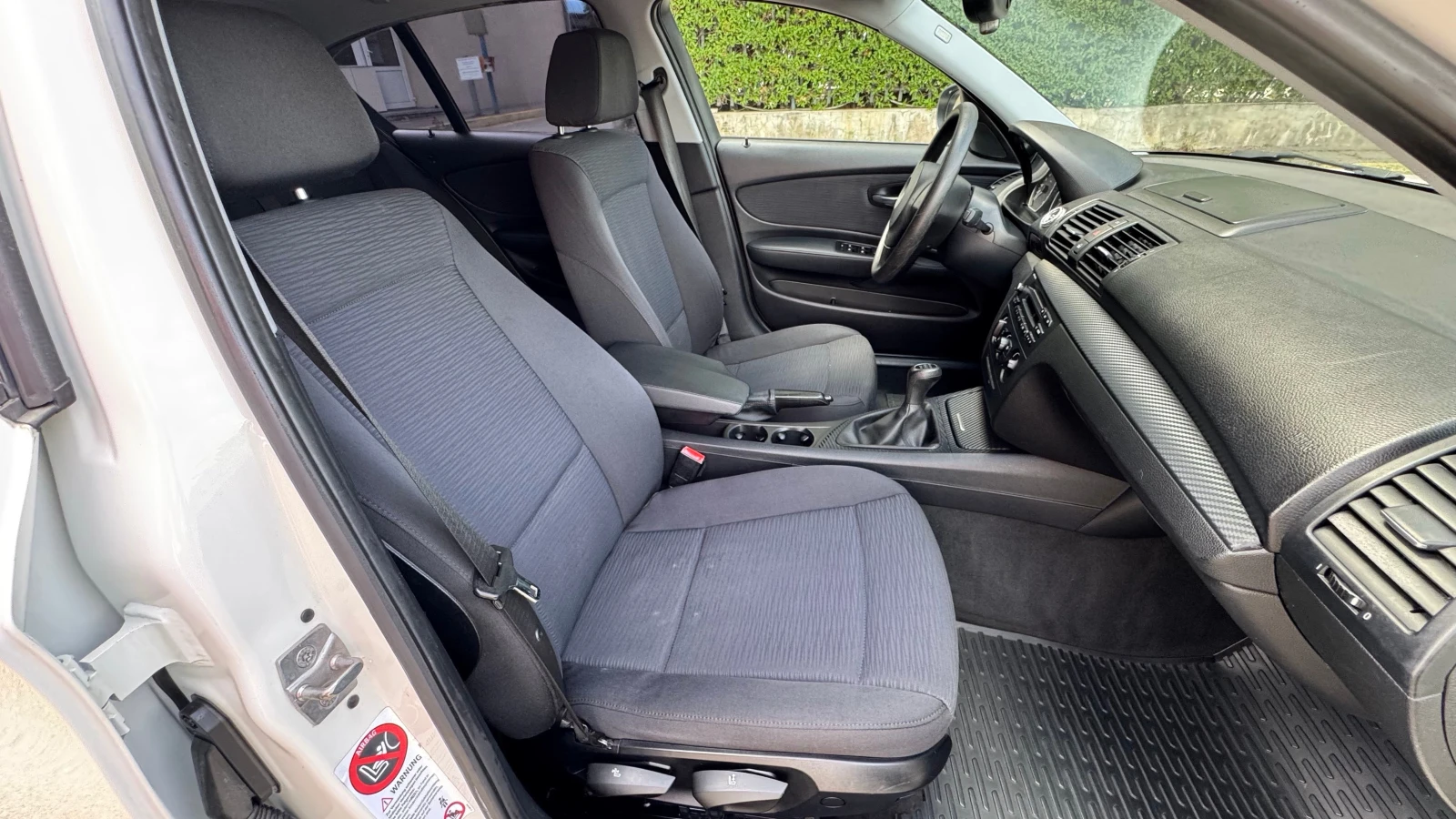 BMW 116 i 2.0 Facelift 122ps, снимка 14 - Автомобили и джипове - 55141948
