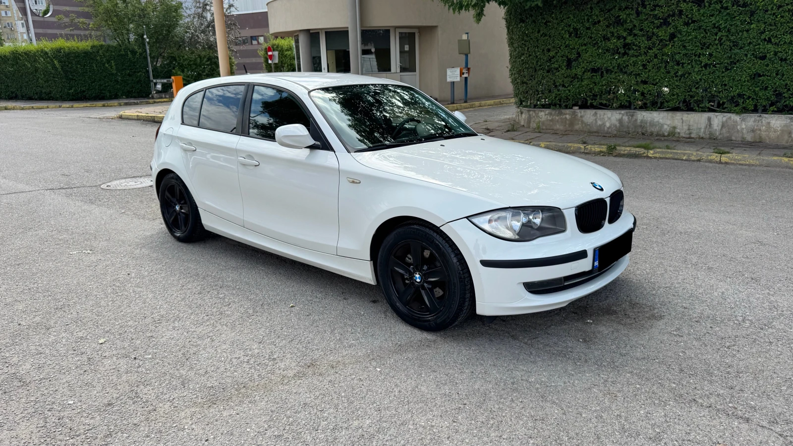 BMW 116 i 2.0 Facelift 122ps, снимка 7 - Автомобили и джипове - 55141948
