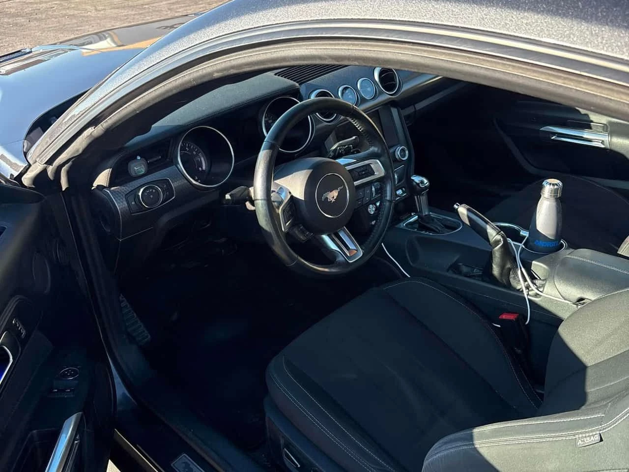 Ford Mustang * GT* АВТОКРЕДИТ БЕЗ ПЪРВОНАЧАЛНА ВНОСКА* , снимка 5 - Автомобили и джипове - 55200960