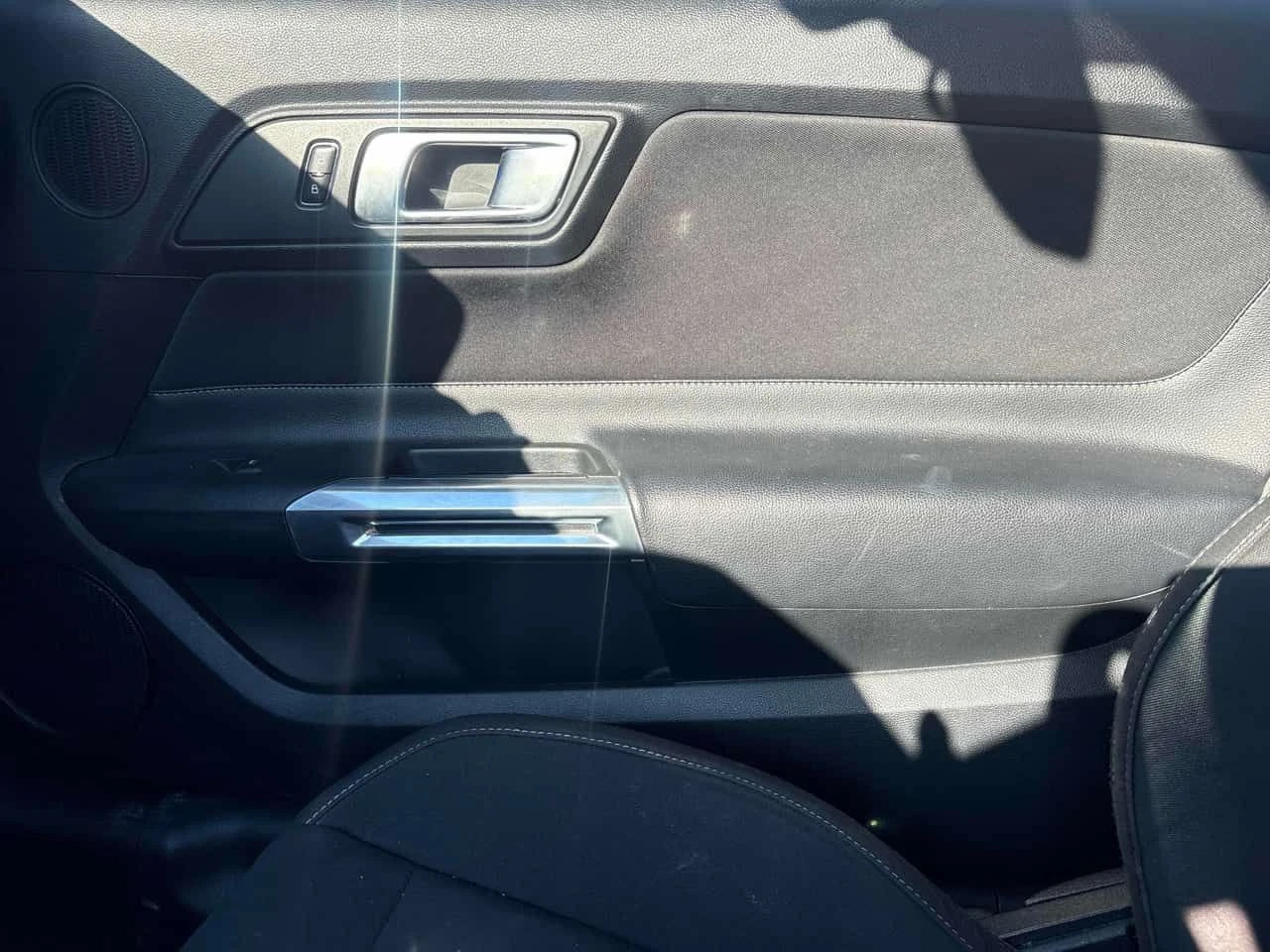 Ford Mustang * GT* АВТОКРЕДИТ БЕЗ ПЪРВОНАЧАЛНА ВНОСКА* , снимка 12 - Автомобили и джипове - 55200960