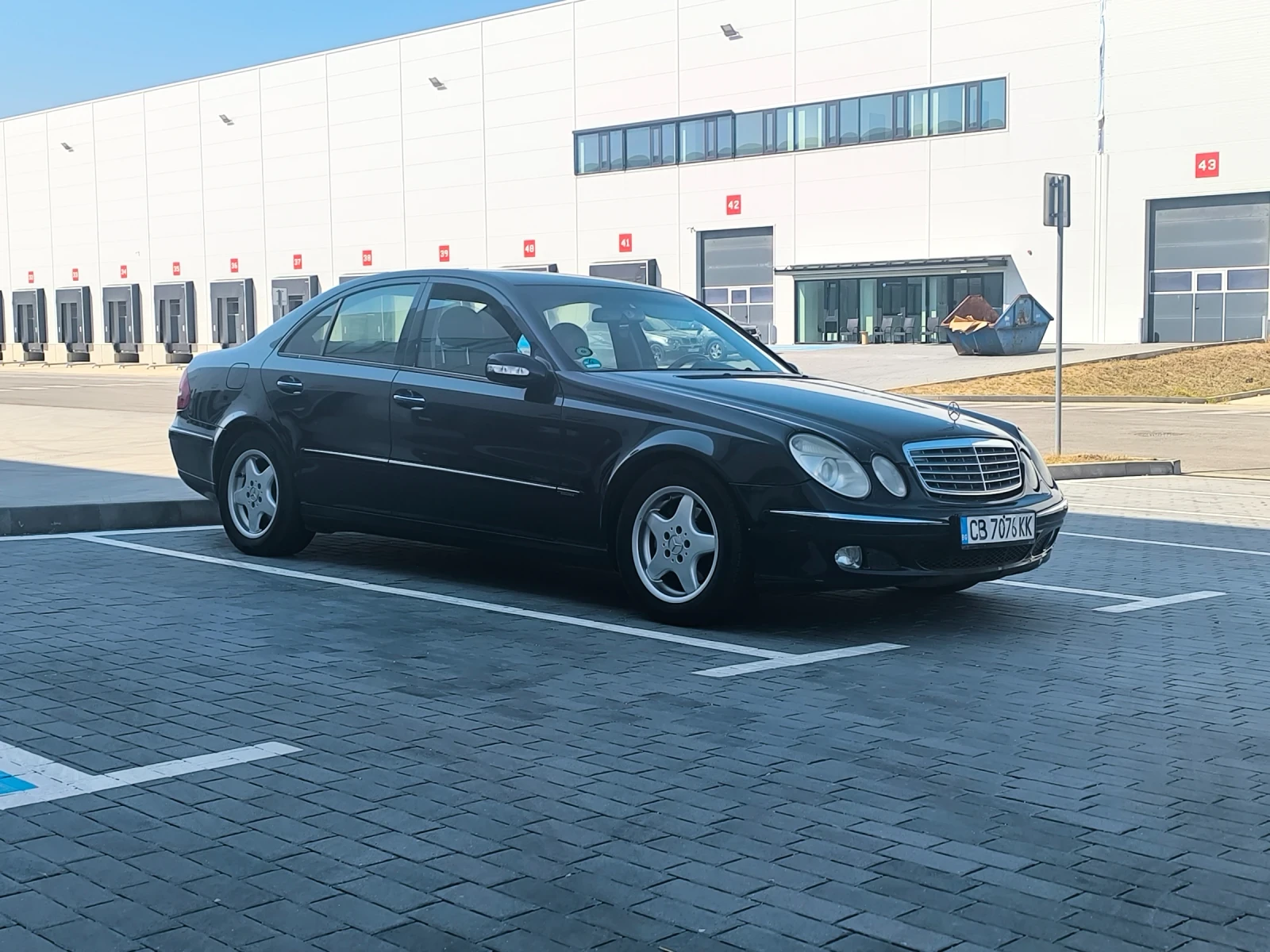 Mercedes-Benz E 320