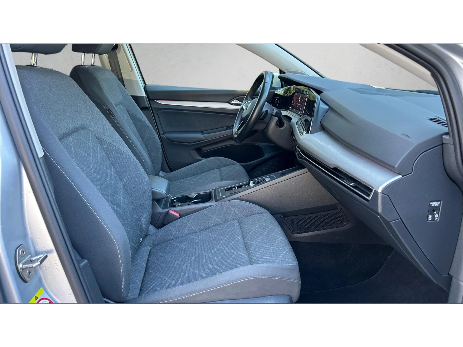 VW Golf 2.0 TDi  Life A/T, Месечна вноска от 300  , снимка 6 - Автомобили и джипове - 56230612