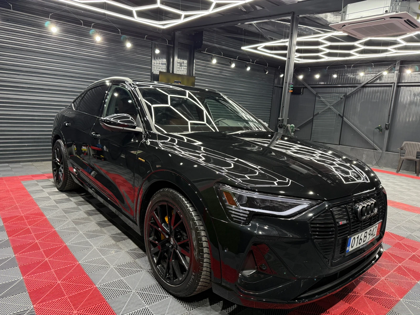 Audi E-Tron 55 95KW S-LINE FULL FULL, снимка 4 - Автомобили и джипове - 56375368