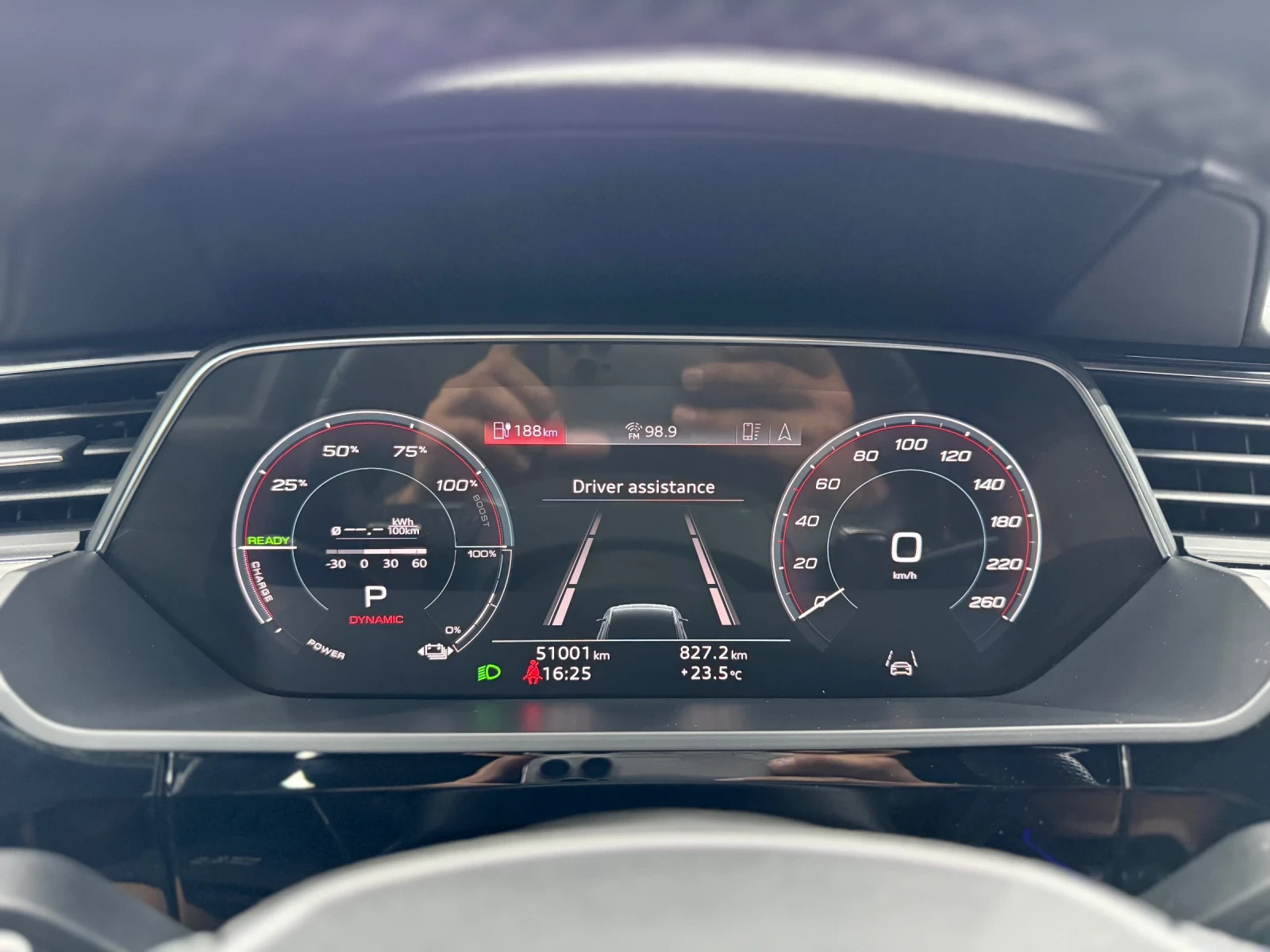 Audi E-Tron 55 95KW S-LINE FULL FULL, снимка 9 - Автомобили и джипове - 56375368