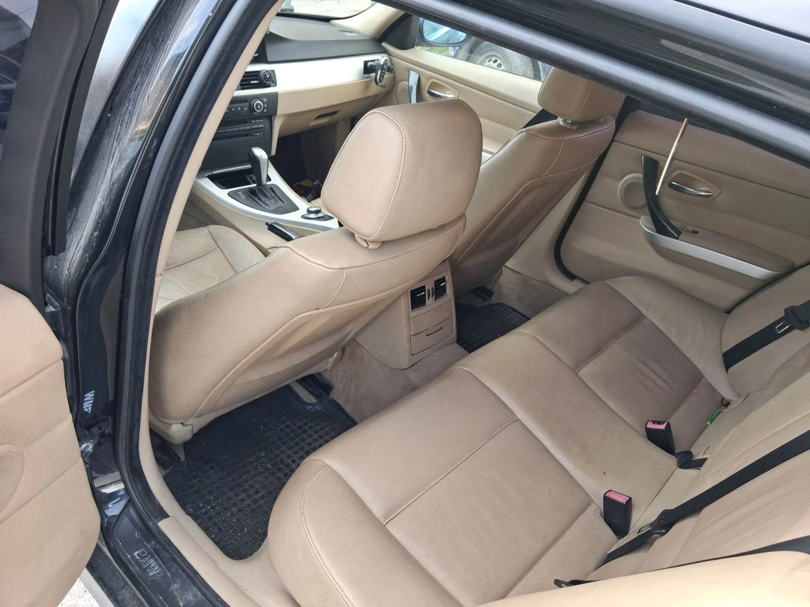 BMW 320 320D, снимка 5 - Автомобили и джипове - 56711941