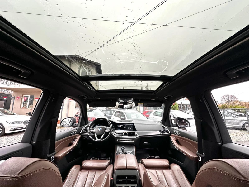 BMW X5 394HP Plug-In Hybrid PANO LED DISTRONIC BLIND SPOT, снимка 9 - Автомобили и джипове - 52577173