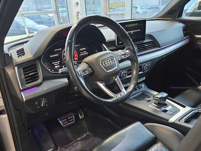 Audi SQ5 2018 TECHNIK * ПРЕДСТАВИТЕЛСТВО НА VOLKSWAGEN* , снимка 8 - Автомобили и джипове - 52683091