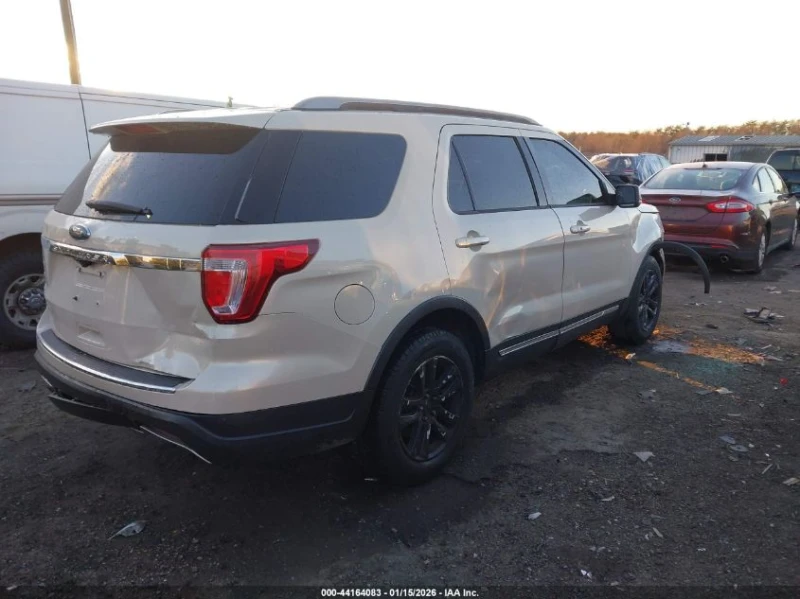 Ford Explorer 3.5L V-6 DOHC, VVT, 290HP Front Wheel Drive, снимка 10 - Автомобили и джипове - 53572688