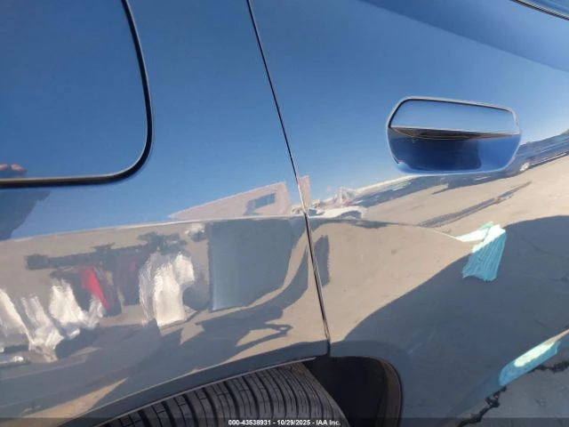 BMW X3 M50 XDRIVE - изображение 8