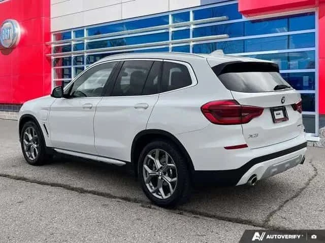 BMW X3 xDrive30e | Pano | Подгреви | Carfax - изображение 3