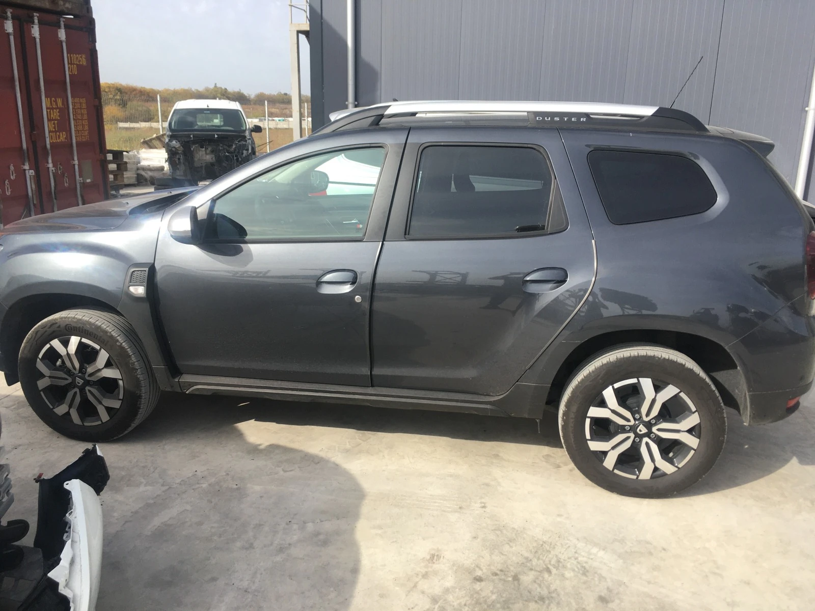 Dacia Duster 1.0 TCE/ H4D 3бр - изображение 5