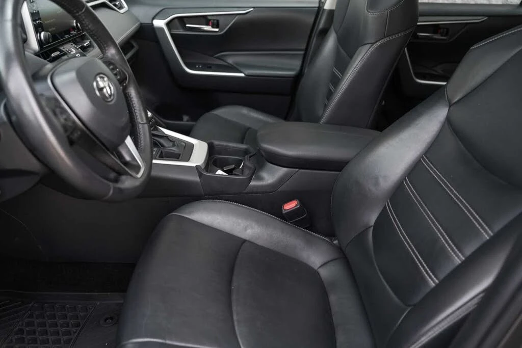 Toyota Rav4 PREMIUM* ПАМЕТ* ПОДГРЕВ* КАМЕРА* KEYLESS - изображение 10