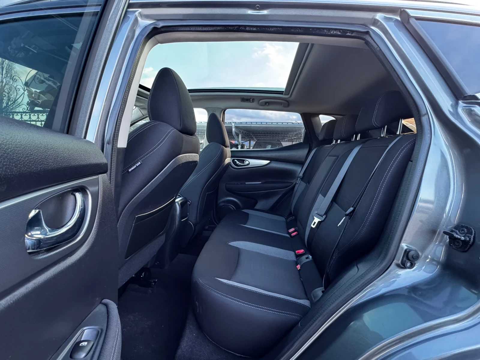 Nissan Qashqai 1.5DCI ИТАЛИЯ ПАНОРАМА - изображение 9