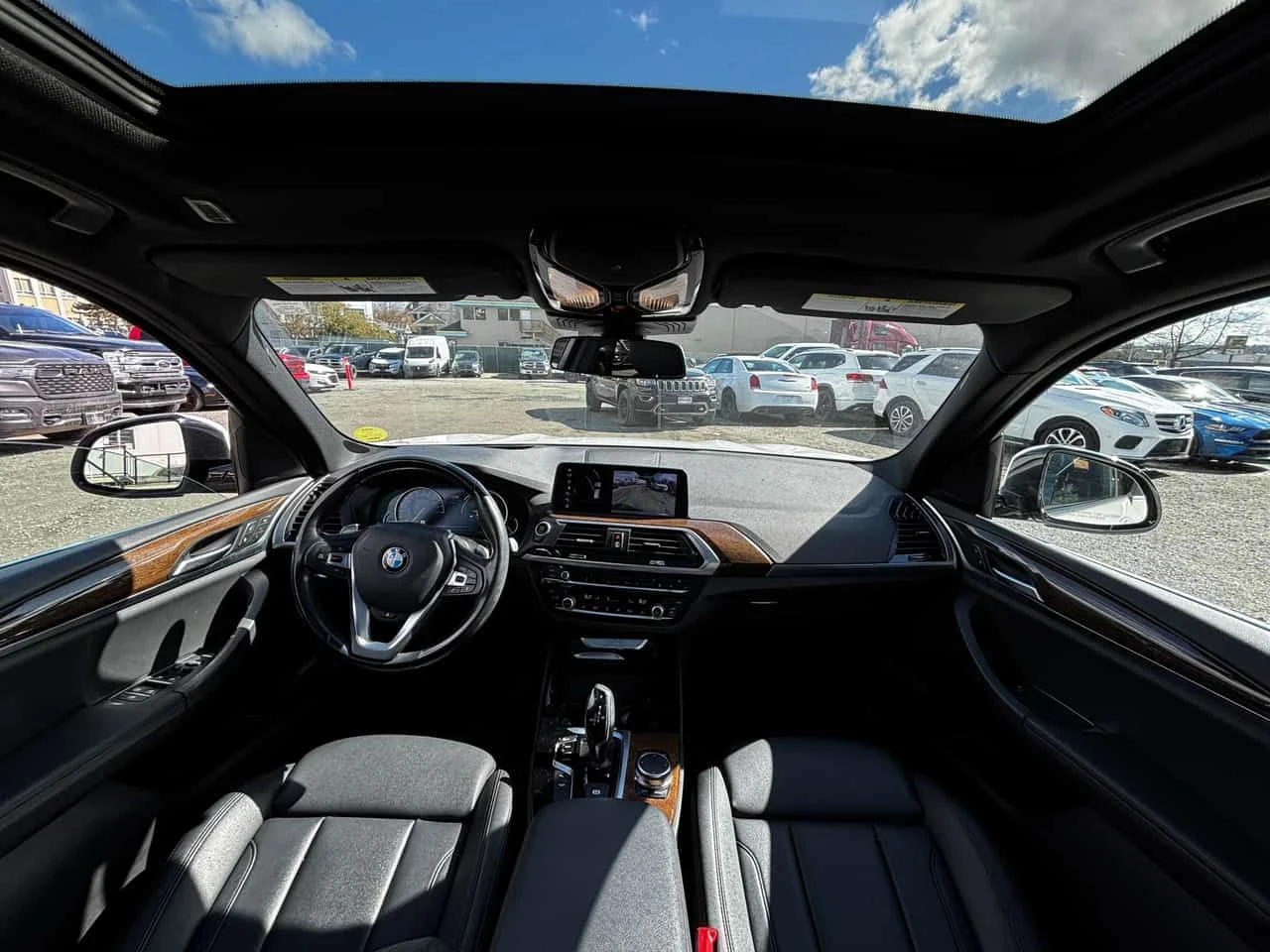 BMW X3 XDRIVE30I * M САЛОН* HEAD UP DISPLAY* ПАНОРАМА* , снимка 11 - Автомобили и джипове - 53994797