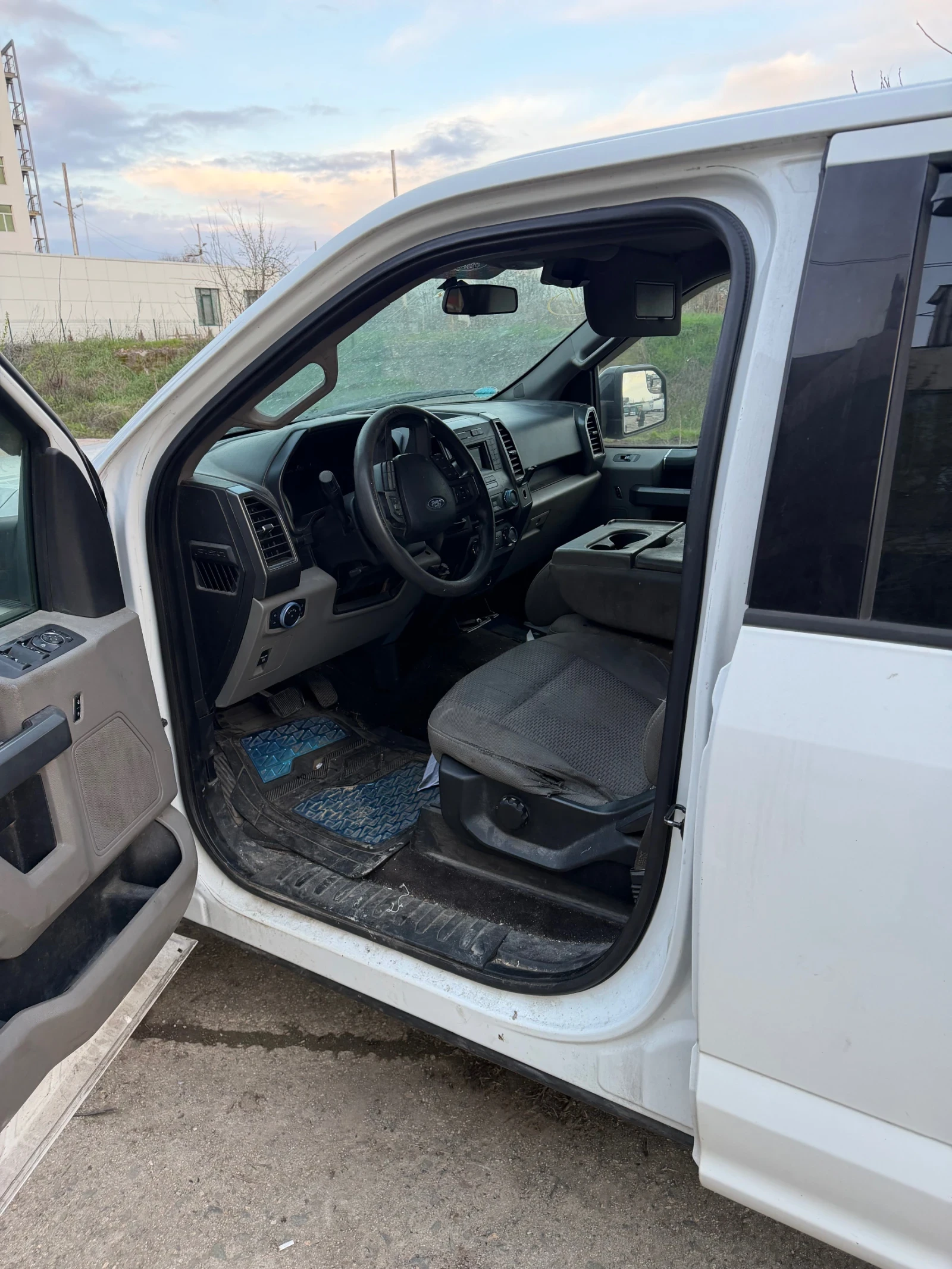 Ford F150 XLT SuperCrew, снимка 5 - Автомобили и джипове - 54083845