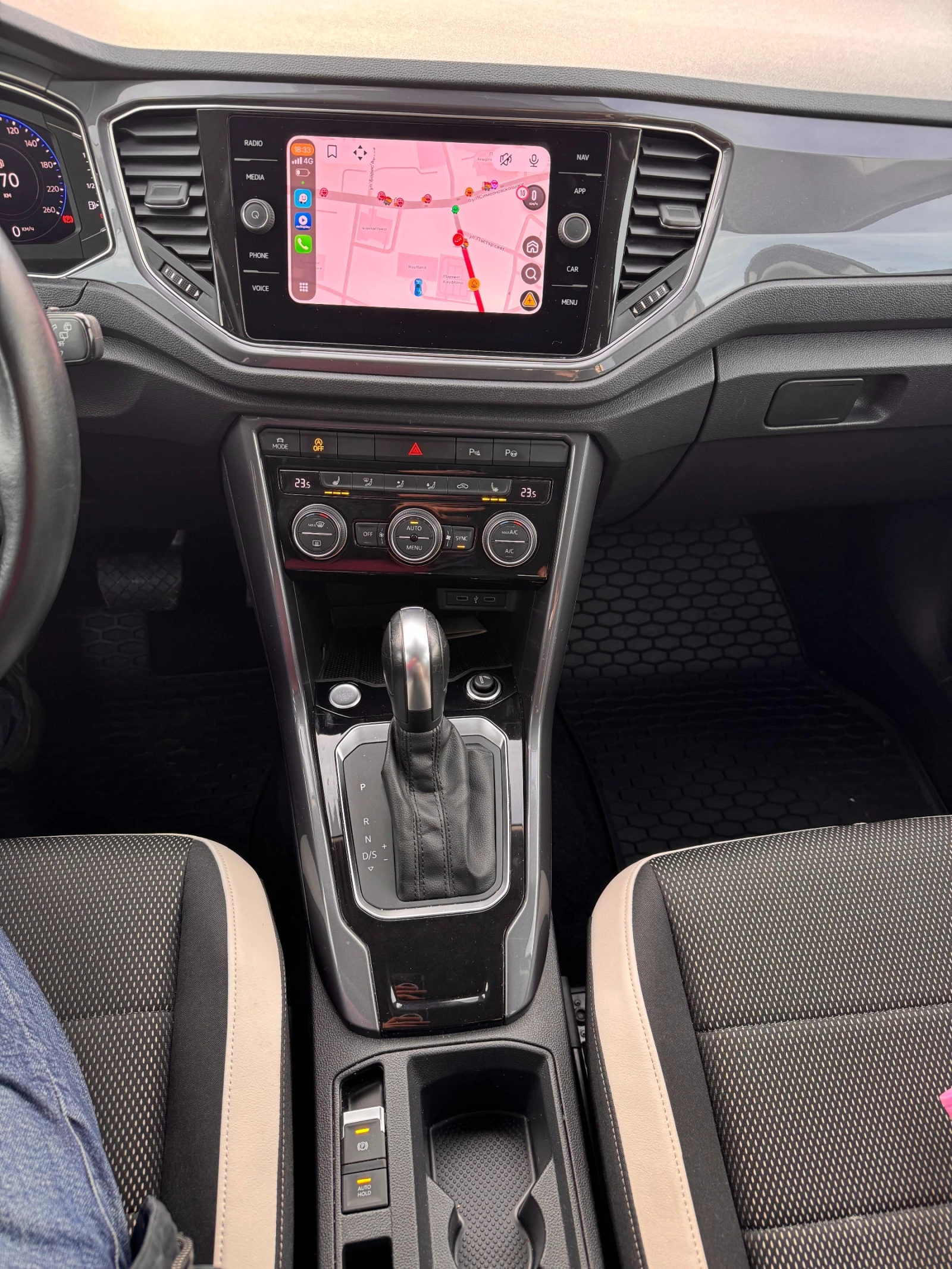 VW T-Roc 1.5 DSG 150hp Гаранция, снимка 14 - Автомобили и джипове - 54128181